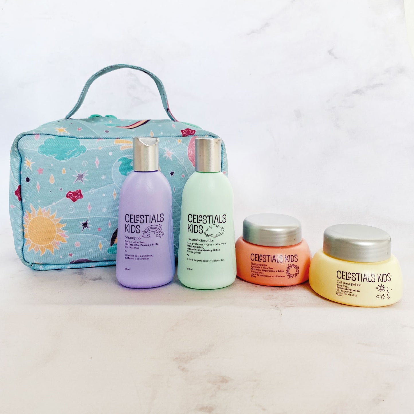 1 Shampoo Celestial Kids 90ml. 1 Acondicionador Celestial Kids 90ml. 1 Tratamiento Celestial Kids 90ml. 1 Gel Celestial Kids 90ml. 1 Estuche viajero