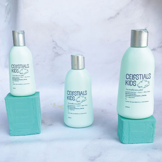 El Acondicionador Celestial Kids aporta al cabello acondicionamiento, sedosidad, restauración y brillo. El uso continuo permite que el cabello luzca sano y natural, gracias a las bondades de la lipoproteína de Trigo, Avena y Almendras que restauran y tonifican el cabello desde la primera aplicación. Además el contenido de acondicionadores y aceite de coco, garantizan brillo, lubricidad, evitando enredos y eliminando el frizz.